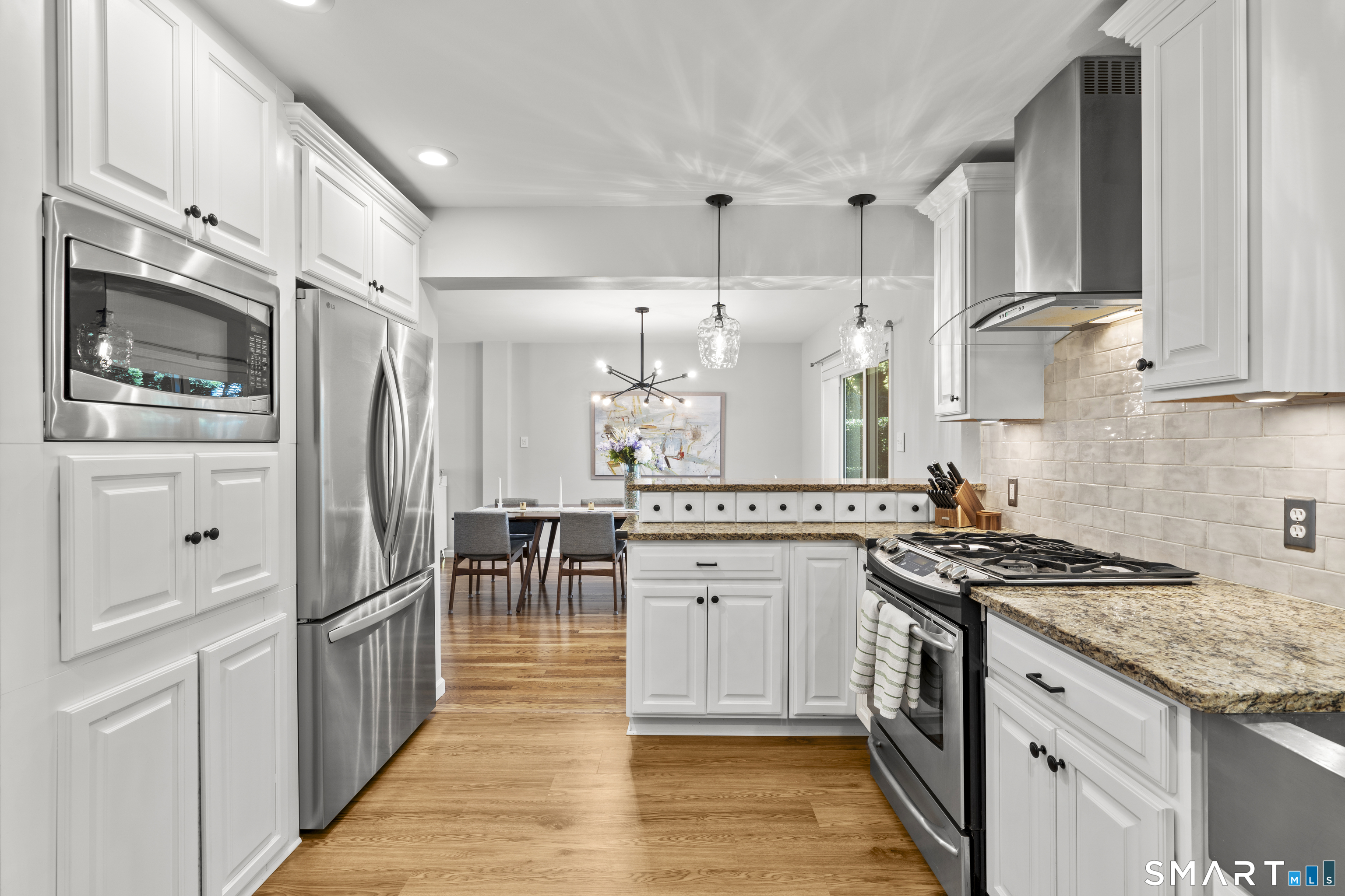 42 Highland Road, Unit 6 Stamford, CT 06902 - Photo 5 of 40
