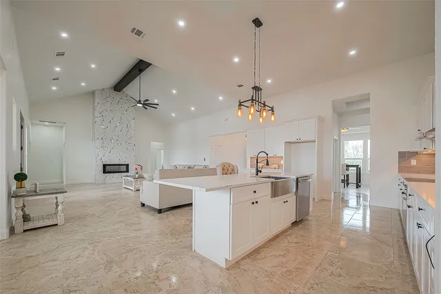 $1,309,500 | 1093 County Road 2285, Dayton, TX 77535