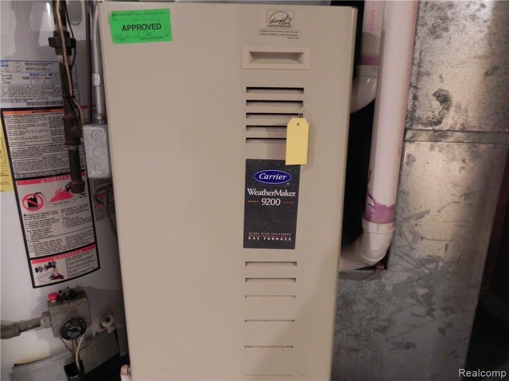 22601 Shadowpine Way Novi, MI 48375 - Photo 30 of 32 HIGH EFFICIENCY FURNACE
