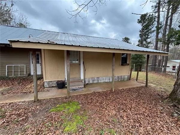 $215,000 | 10827 Highway 28, Boyce, LA 71409