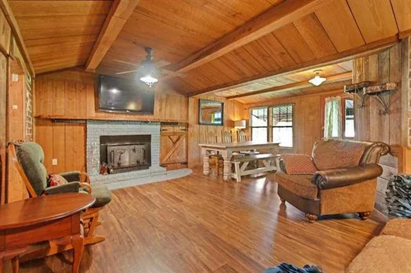 $215,000 | 10827 Highway 28, Boyce, LA 71409