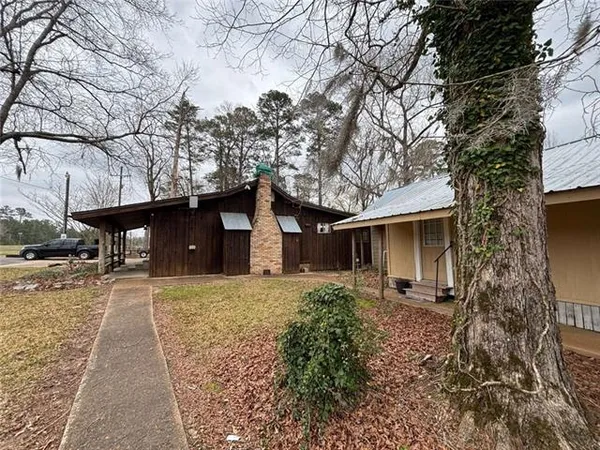 $215,000 | 10827 Highway 28, Boyce, LA 71409