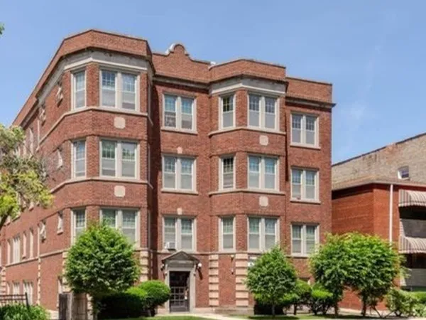 $1,500 | 8 Adams Street, Unit 3, Oak Park, IL 60304