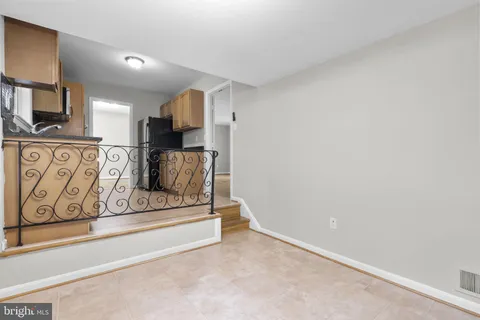 $900,000 | 1585 Kimblewick Road, Potomac, MD 20854