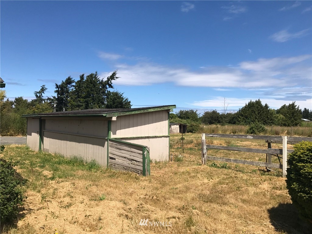 82 Gunn Road Port Angeles, WA 98362 - Photo 4 of 24