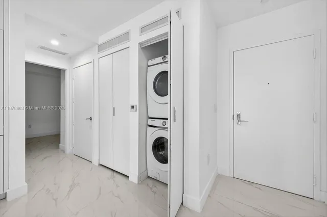 $5,800 | 700 Northeast 24th Street, Unit 1104, Miami, FL 33137