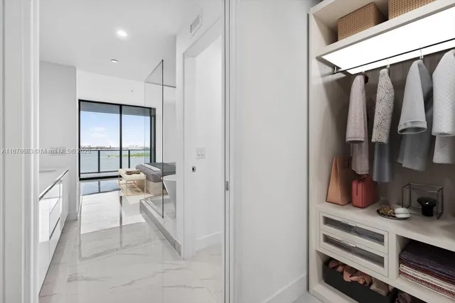 $5,800 | 700 Northeast 24th Street, Unit 1104, Miami, FL 33137