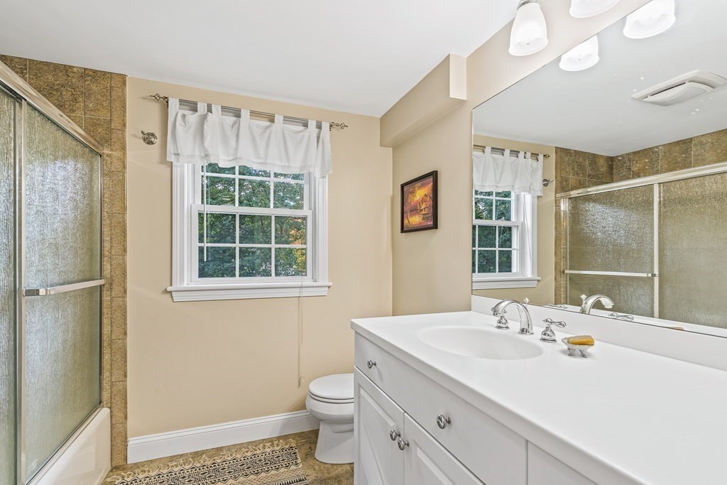 104 Grand Street Reading, MA 01867 - Photo 19 of 42 Gallery Image 19