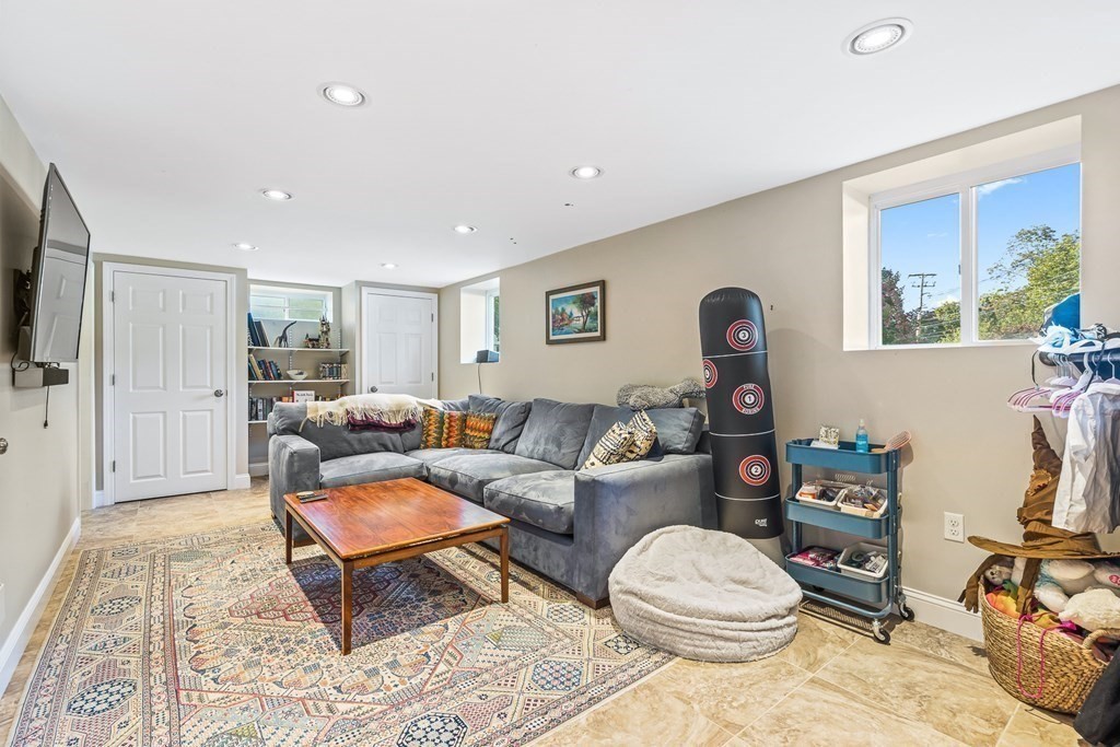 104 Grand Street Reading, MA 01867 - Photo 25 of 42 Gallery Image 25