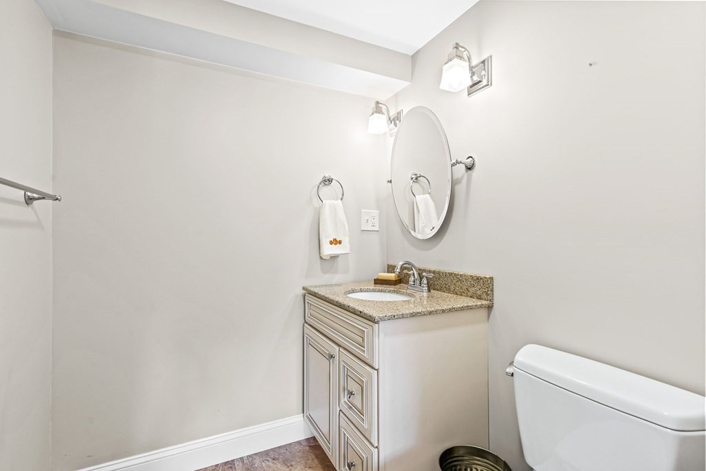 104 Grand Street Reading, MA 01867 - Photo 28 of 42 Gallery Image 28