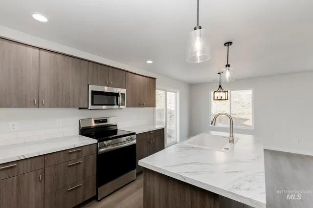 $364,990 | 218 Moose Street, Horseshoe Bend, ID 83629