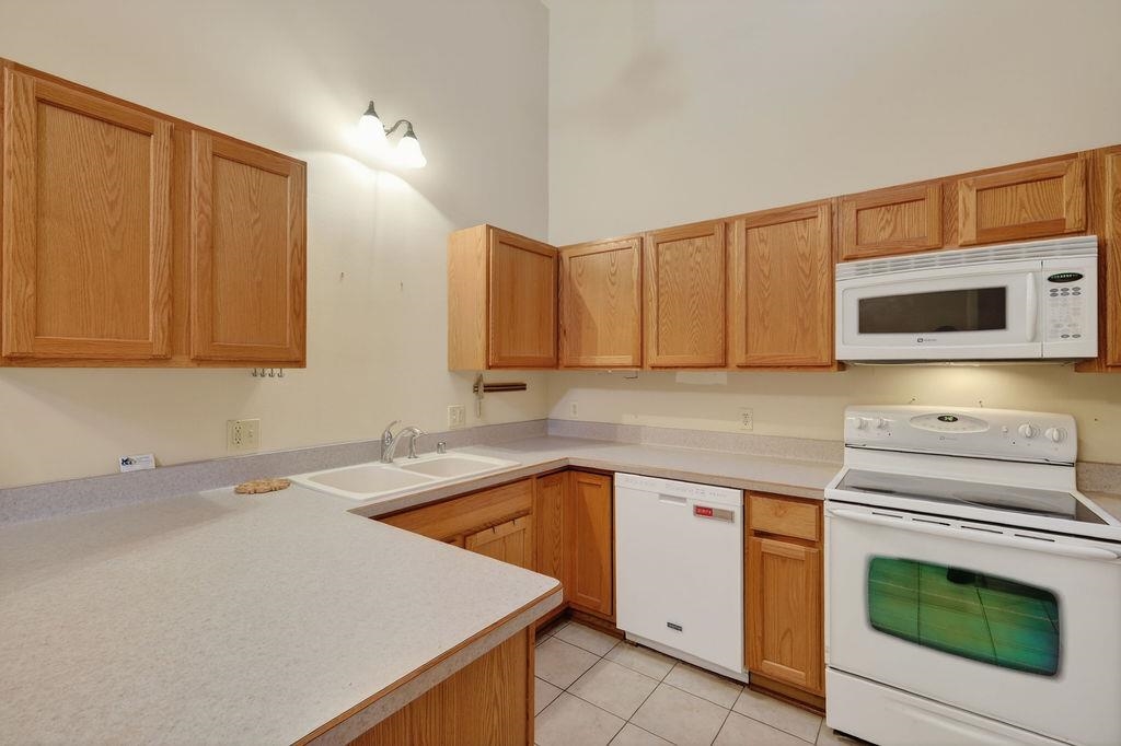 1068 Fitness Sun Prairie Sun Prairie, WI 53590 - Photo 12 of 32