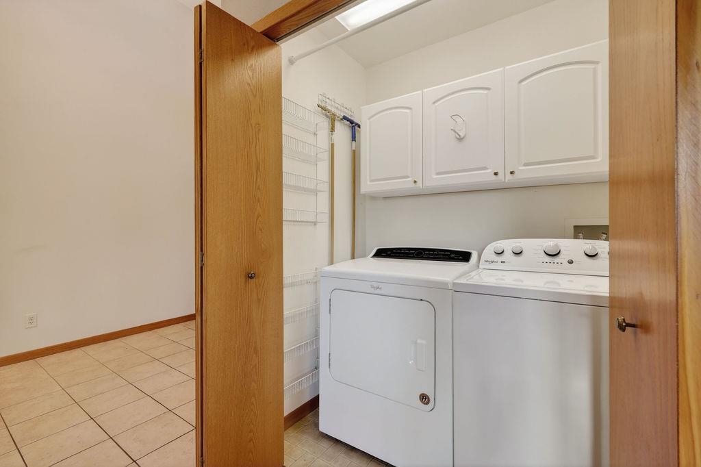 1068 Fitness Sun Prairie Sun Prairie, WI 53590 - Photo 29 of 32