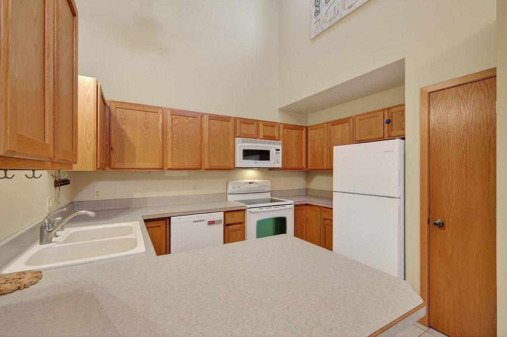 1068 Fitness Sun Prairie Sun Prairie, WI 53590 - Photo 10 of 32