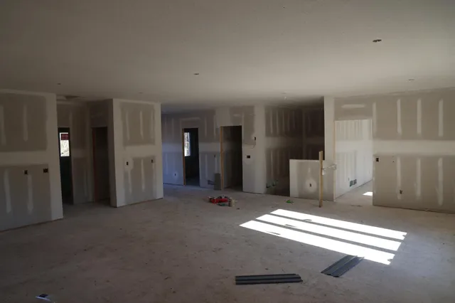 $549,900 | 33006 Hilary Circle, Cambridge, MN 55008