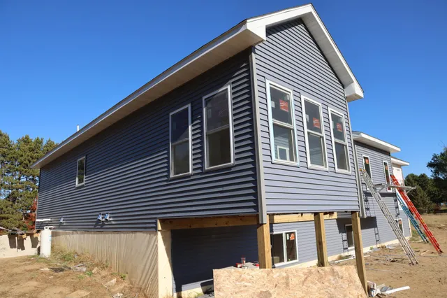 $549,900 | 33006 Hilary Circle, Cambridge, MN 55008