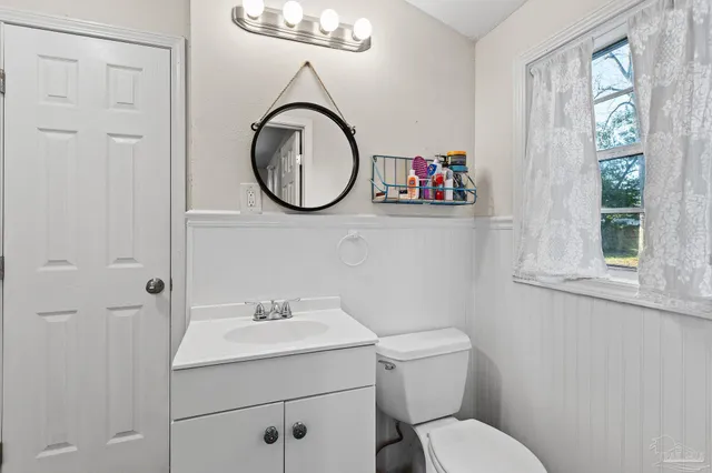 $224,900 | 904 East Texar Drive, Pensacola, FL 32503