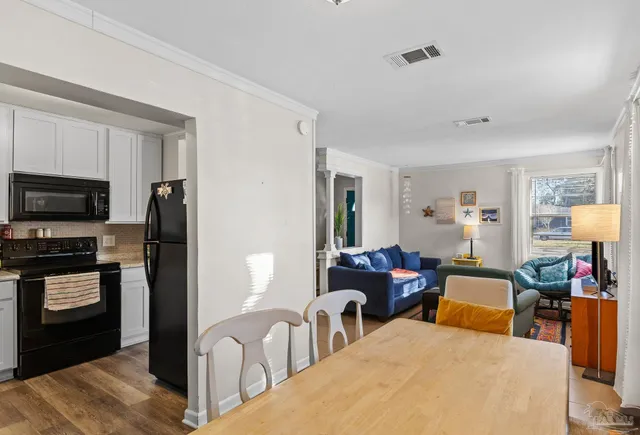 $224,900 | 904 East Texar Drive, Pensacola, FL 32503