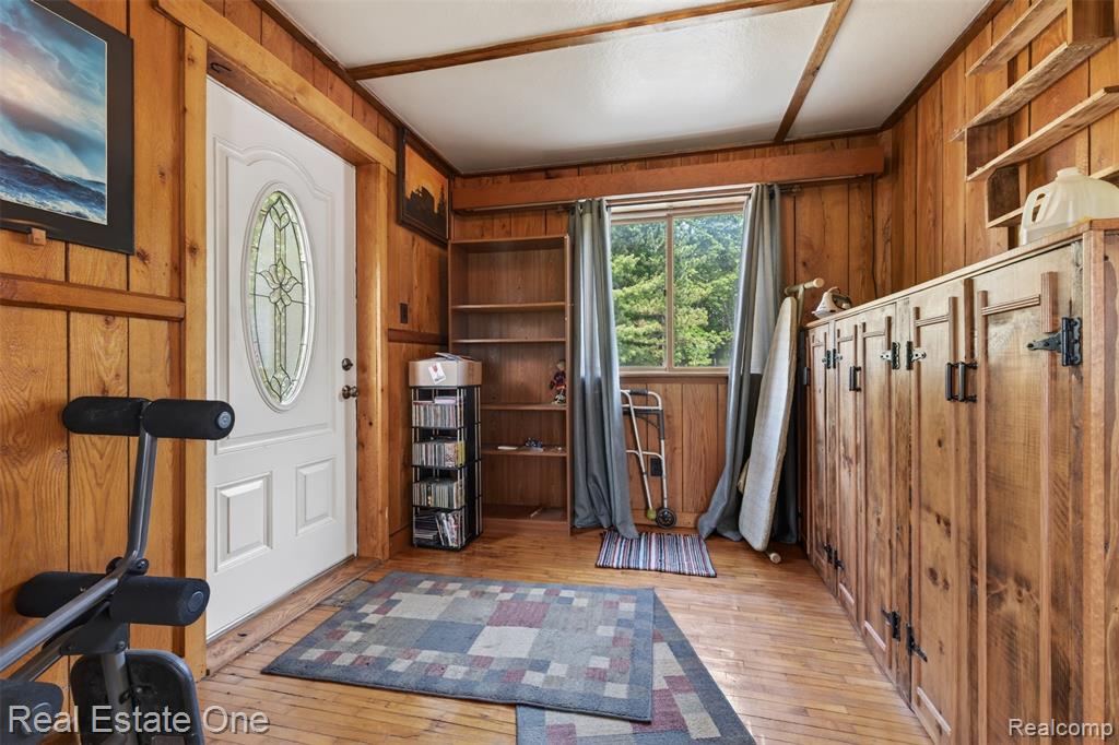 4489 School Road Roscommon, MI 48653 - Photo 5 of 67