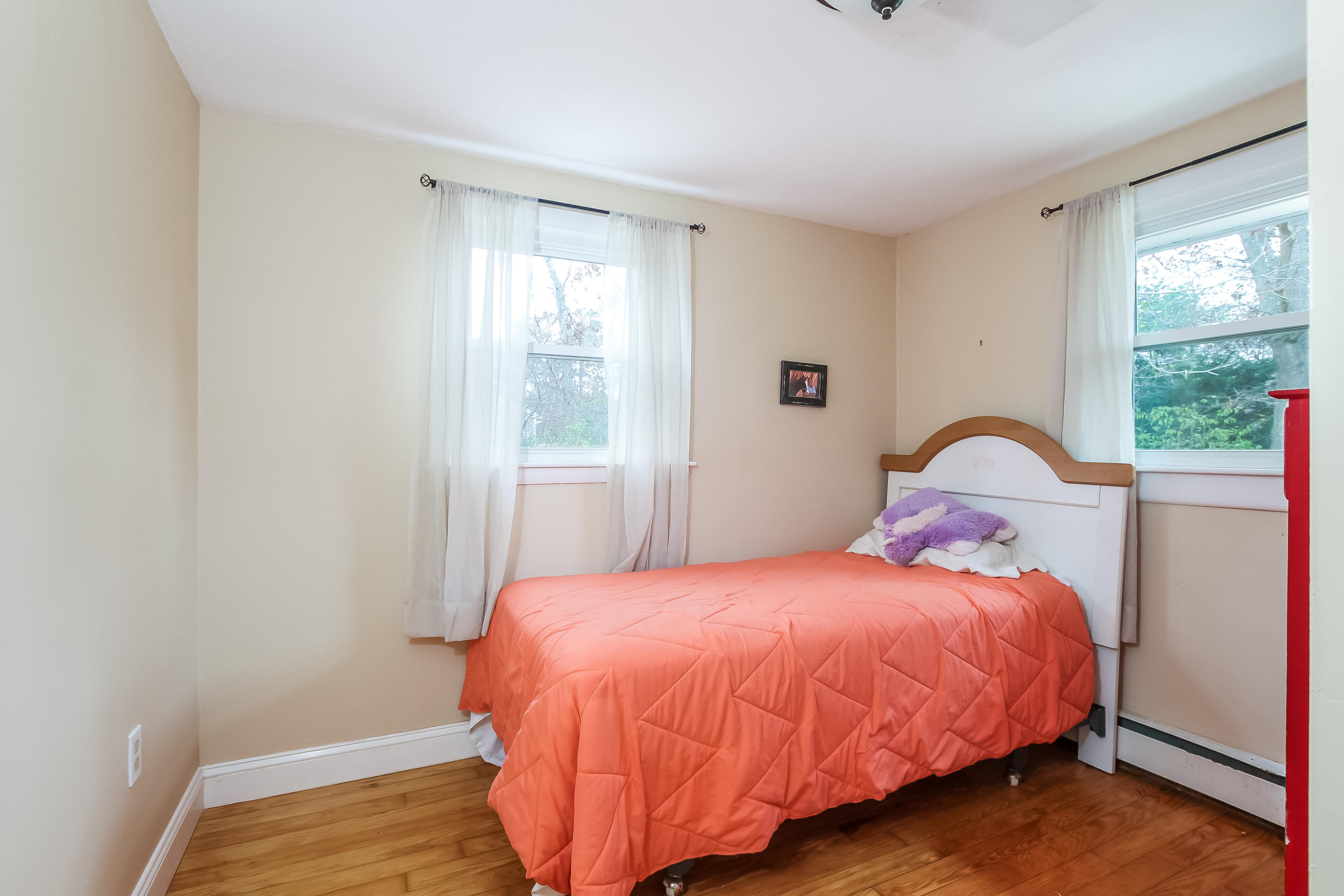 28 Boardley Road Sandwich, MA 02563 - Photo 14 of 27 011-photo--6552033