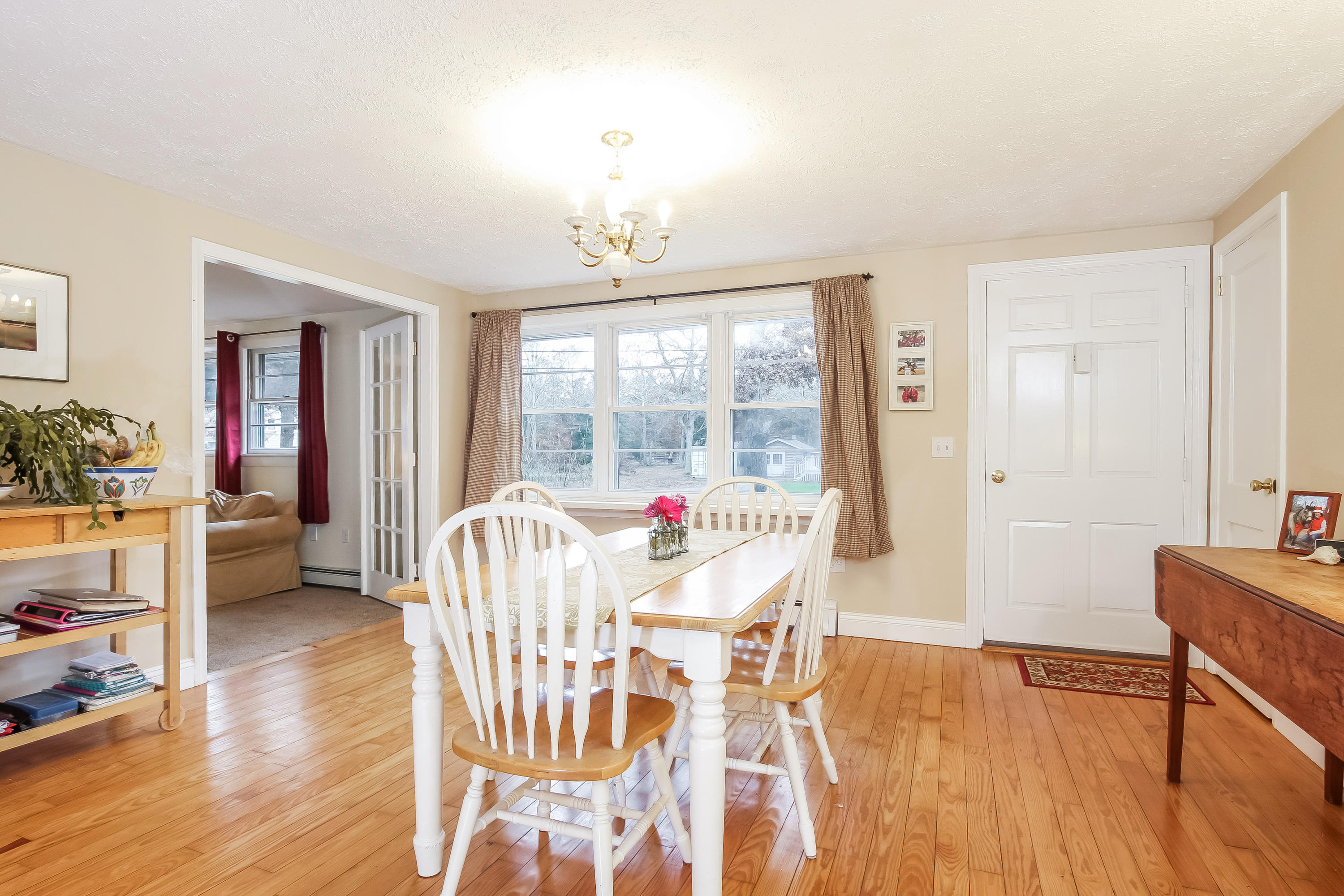 28 Boardley Road Sandwich, MA 02563 - Photo 8 of 27 004-photo--6552054