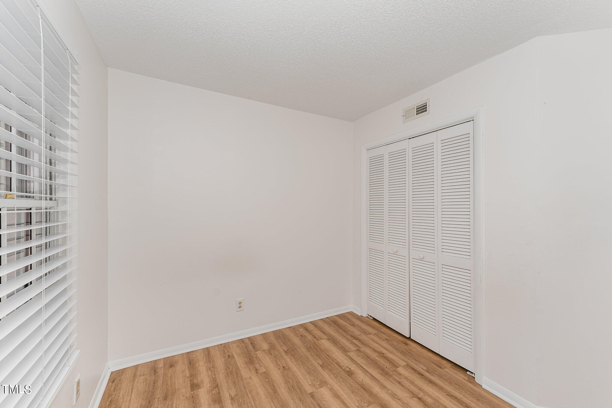 3706 Chimney Ridge Place, Unit 201 Durham, NC 27713 - Photo 12 of 16 009_a7401909-edit