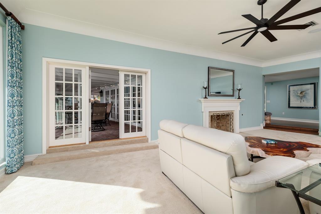 2309 Jones Court Dunedin, FL 34698 - Photo 19 of 55