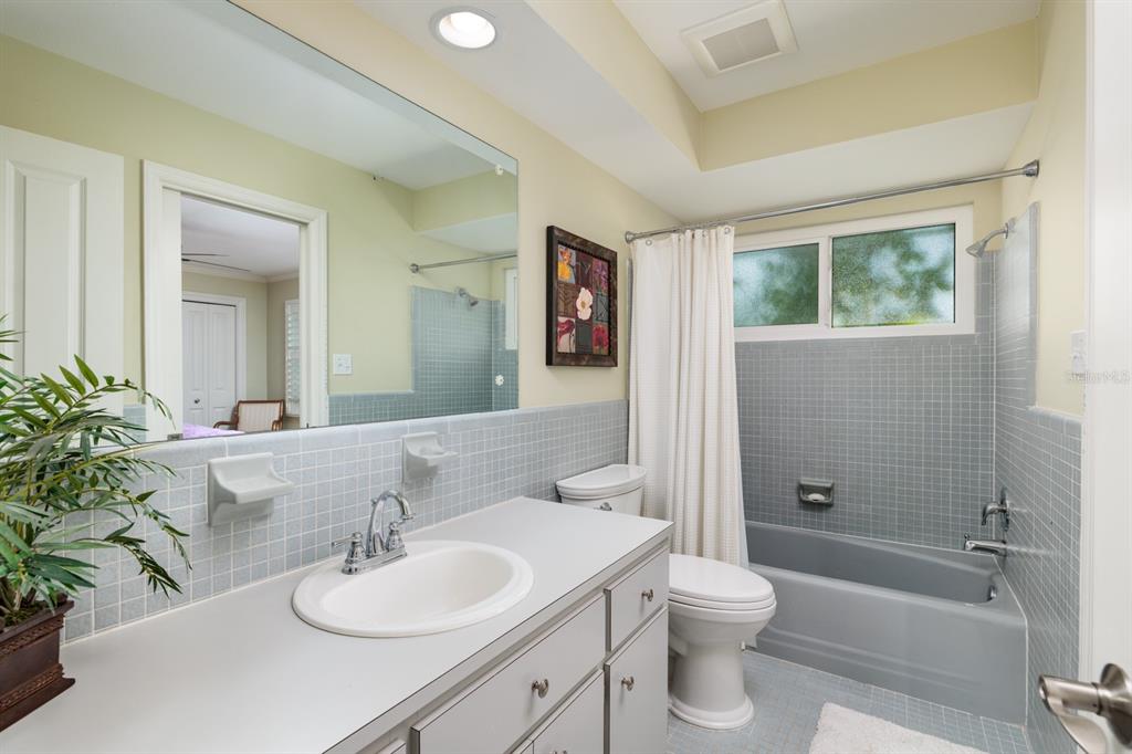 2309 Jones Court Dunedin, FL 34698 - Photo 31 of 55