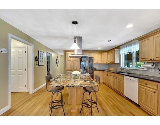 37 Southwick Road North Reading, MA 01864 - Photo 6 of 29 Gallery Image 6