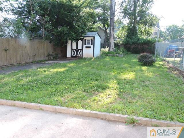 1801 Rutherford Street Rahway, NJ 07065 - Photo 9 of 10 a house view with a garden space