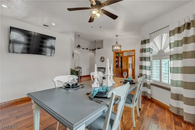 $1,129,000 | 5321 North Durango Drive, Las Vegas, NV 89149