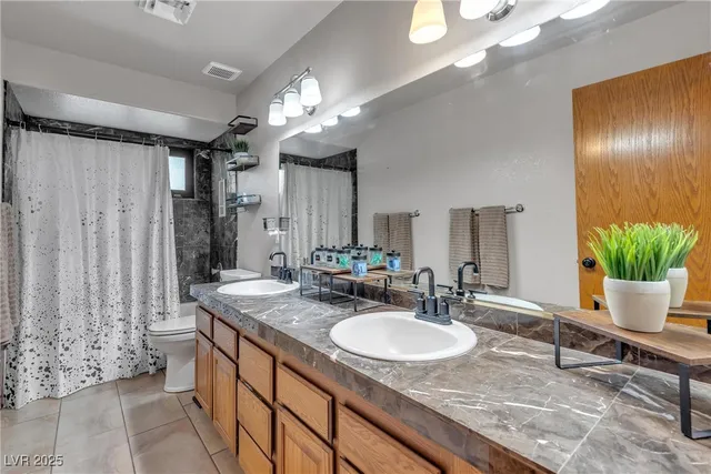 $1,129,000 | 5321 North Durango Drive, Las Vegas, NV 89149