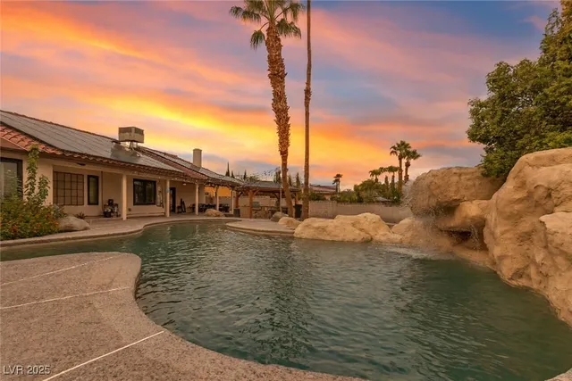 $1,129,000 | 5321 North Durango Drive, Las Vegas, NV 89149