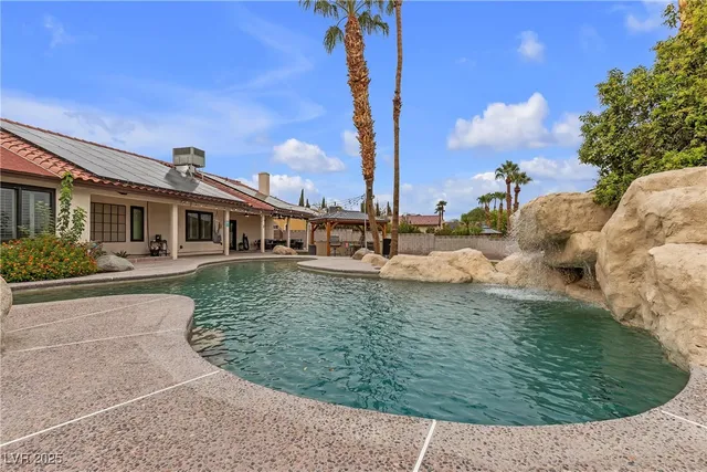 $1,129,000 | 5321 North Durango Drive, Las Vegas, NV 89149