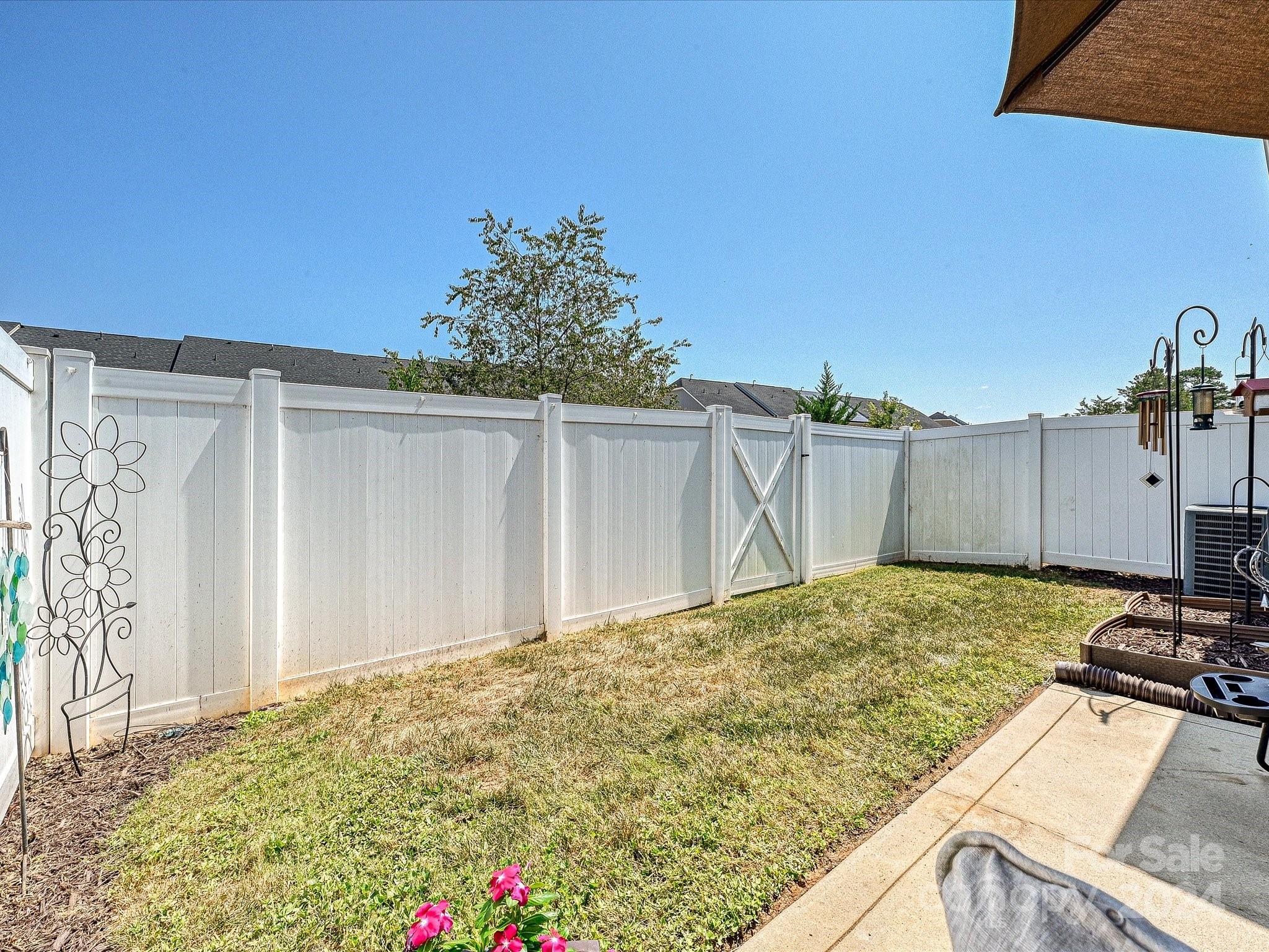 117 Snead Road Fort Mill, SC 29715 - Photo 35 of 36 a view of a backyard