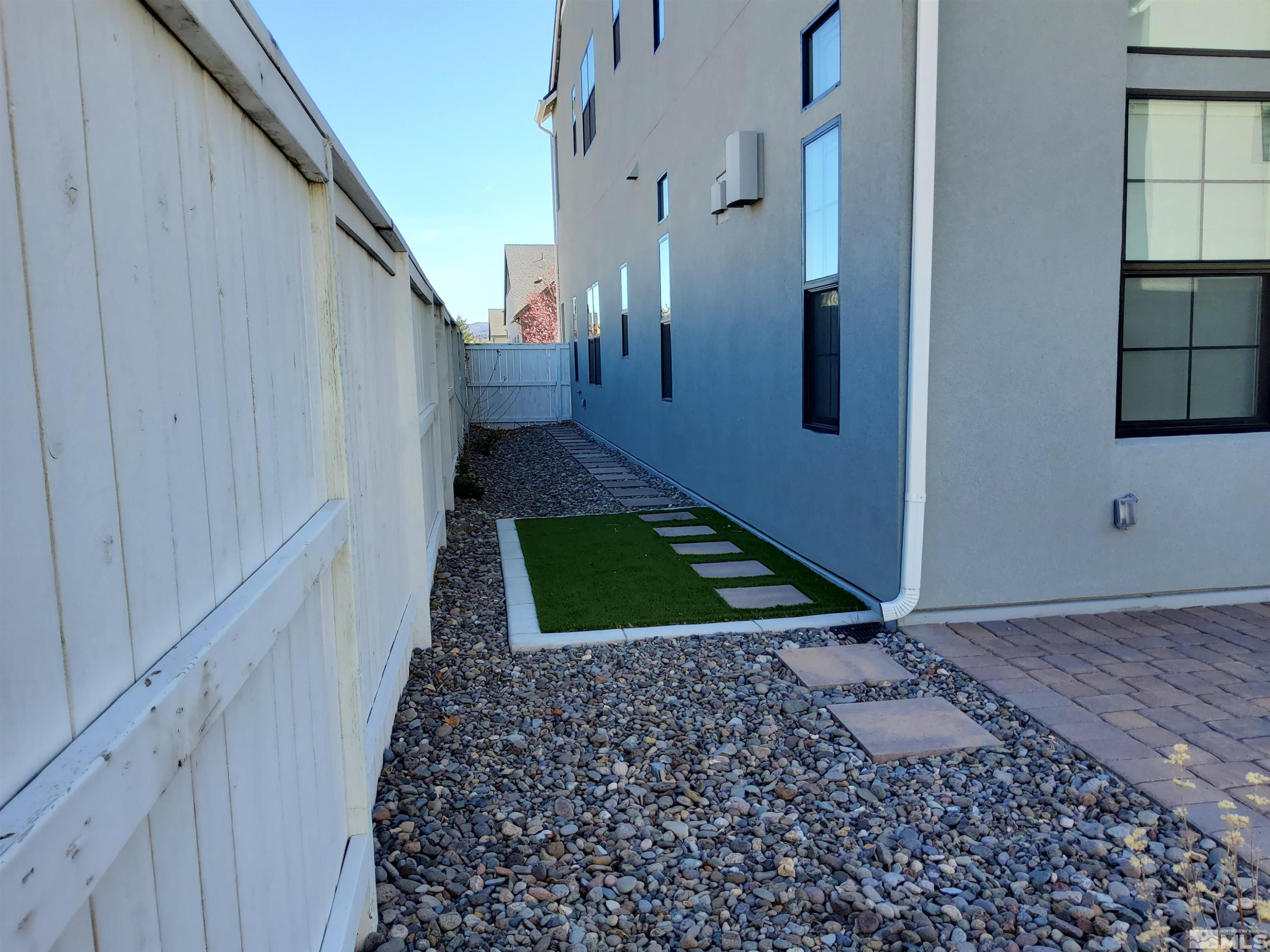 5449 Side Saddle Trail Reno, NV 89511 - Photo 31 of 35 a view of a backyard