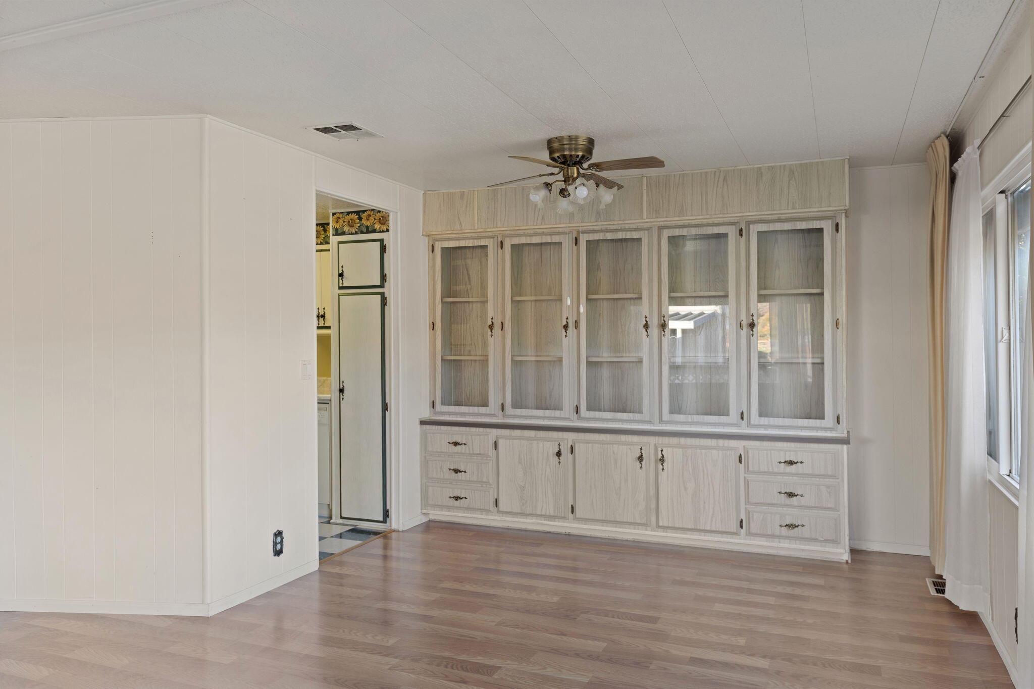 2321 Southwest Webster Road Grants Pass, OR 97526 - Photo 16 of 39 8-web-or-mls-2321-sw-webster-rd