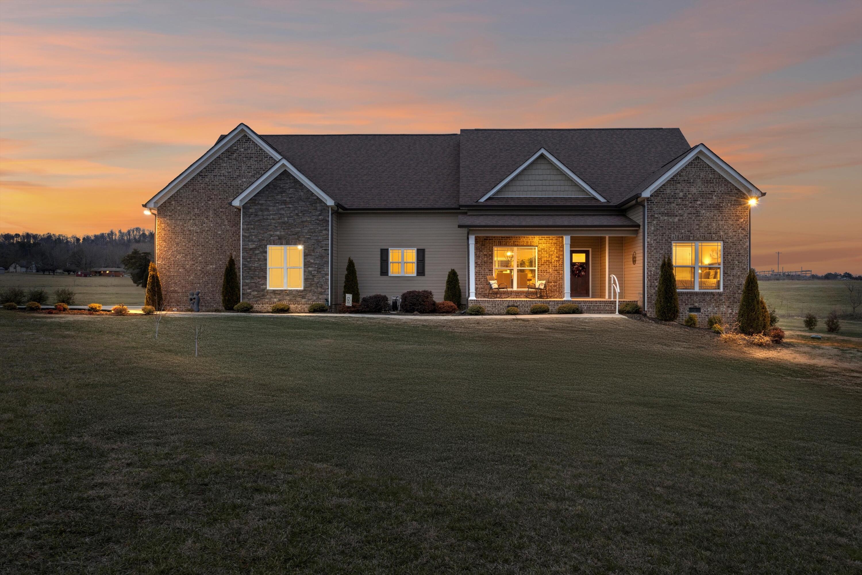 153 Mantooth Road Southeast Cleveland, TN 37323 - Photo 2 of 52 02-2M6A5175