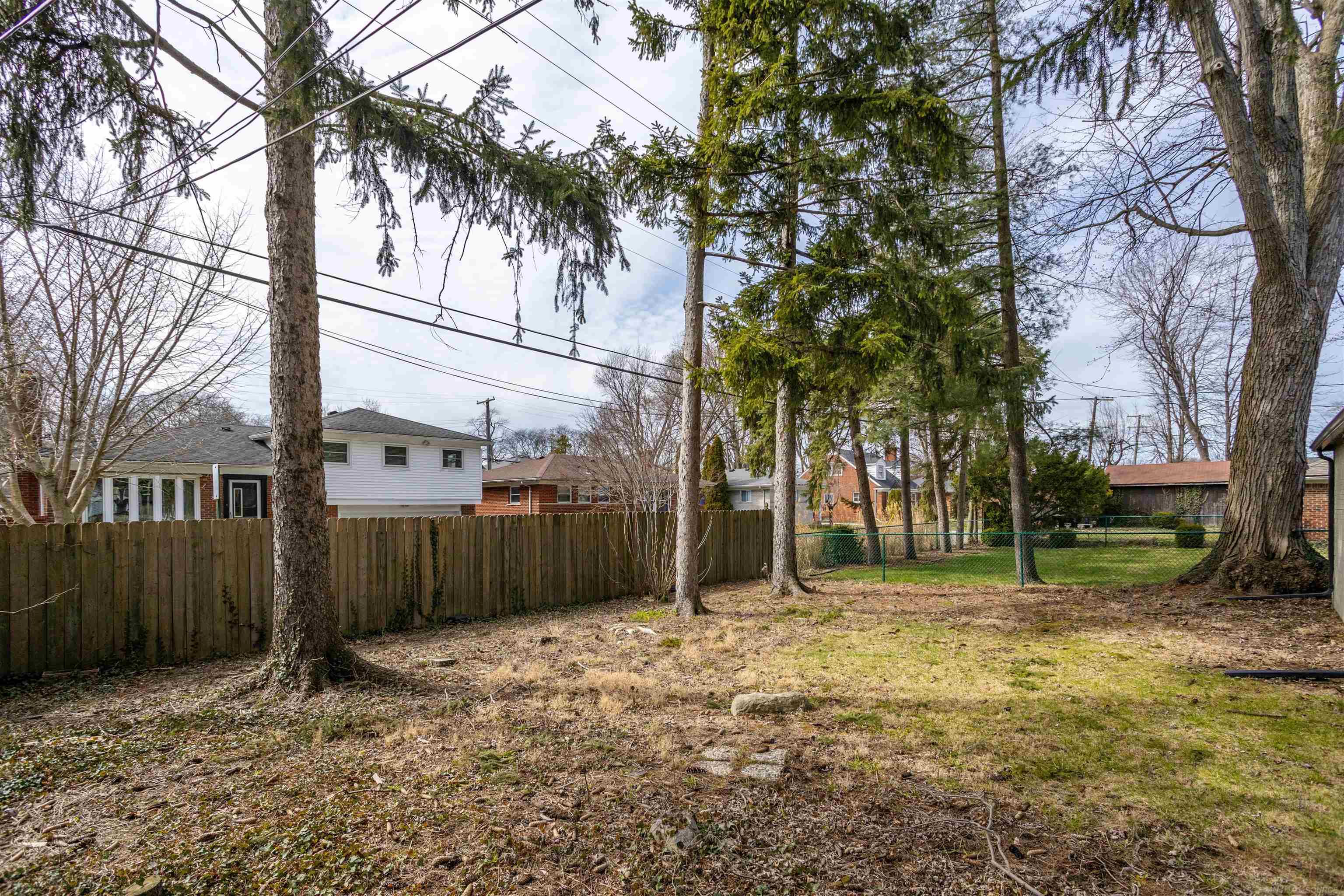 853 Neff Road Grosse Pointe, MI 48230 - Photo 51 of 52 50136683-bab9caa5-56df-40a6-b51e-173a9615ddbb.JPG