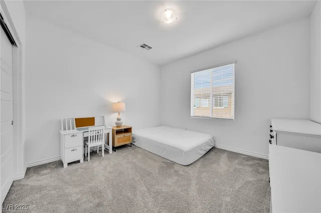 $2,050 | 25 Barbara Lane, Unit 80, Las Vegas, NV 89183