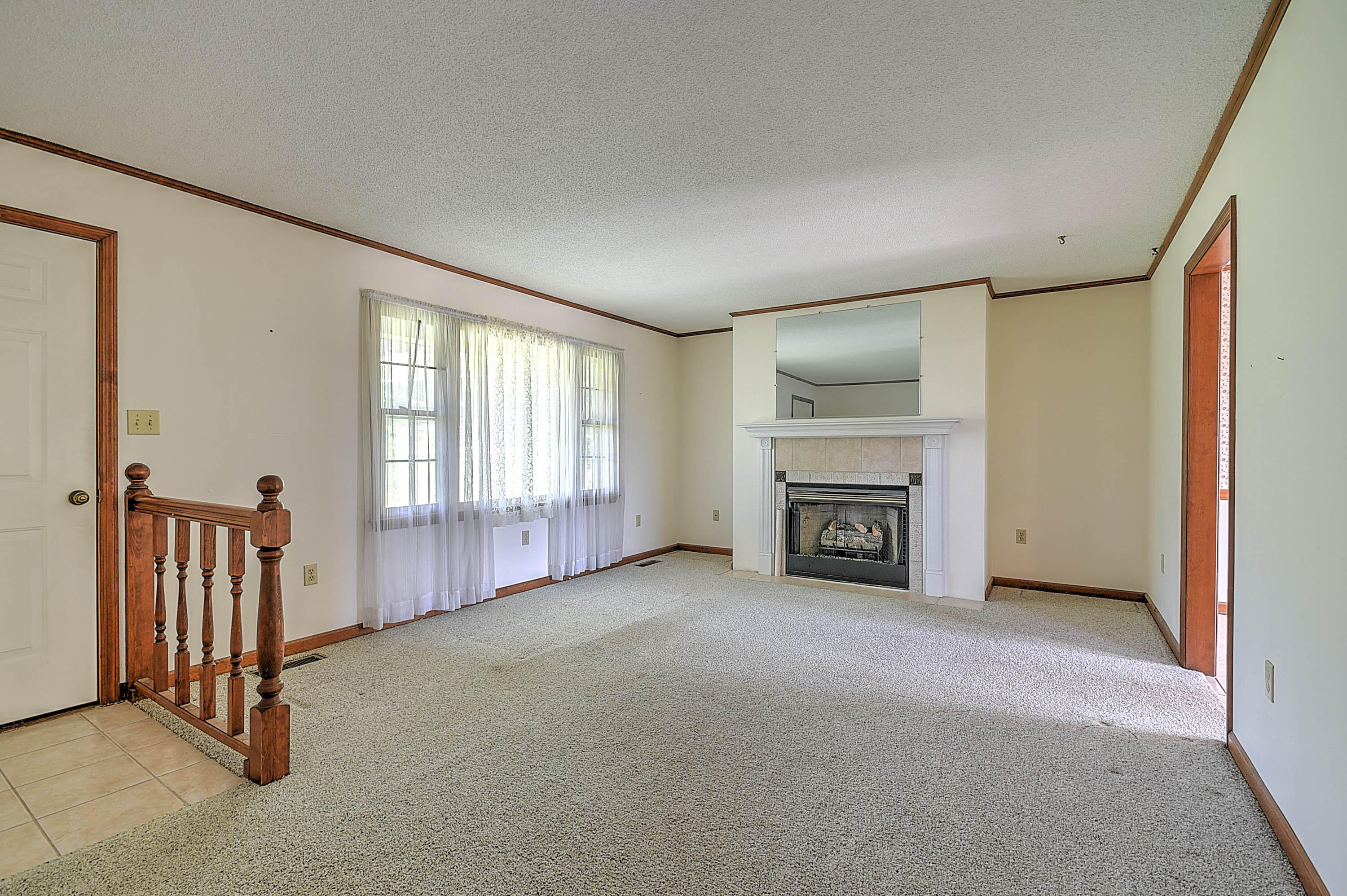 250 Sunset Drive Abingdon, VA 24210 - Photo 3 of 29 Sunset-6