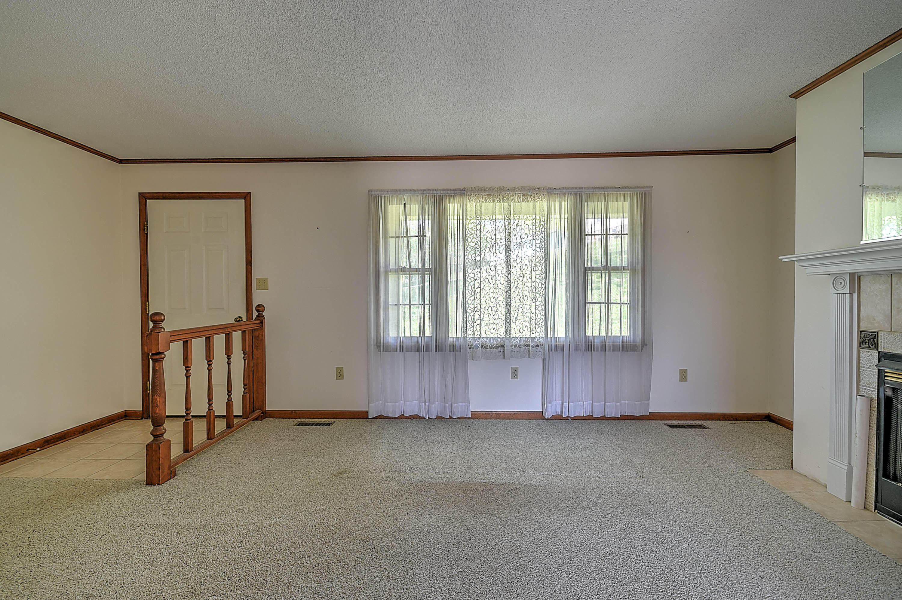 250 Sunset Drive Abingdon, VA 24210 - Photo 5 of 29 Sunset-8