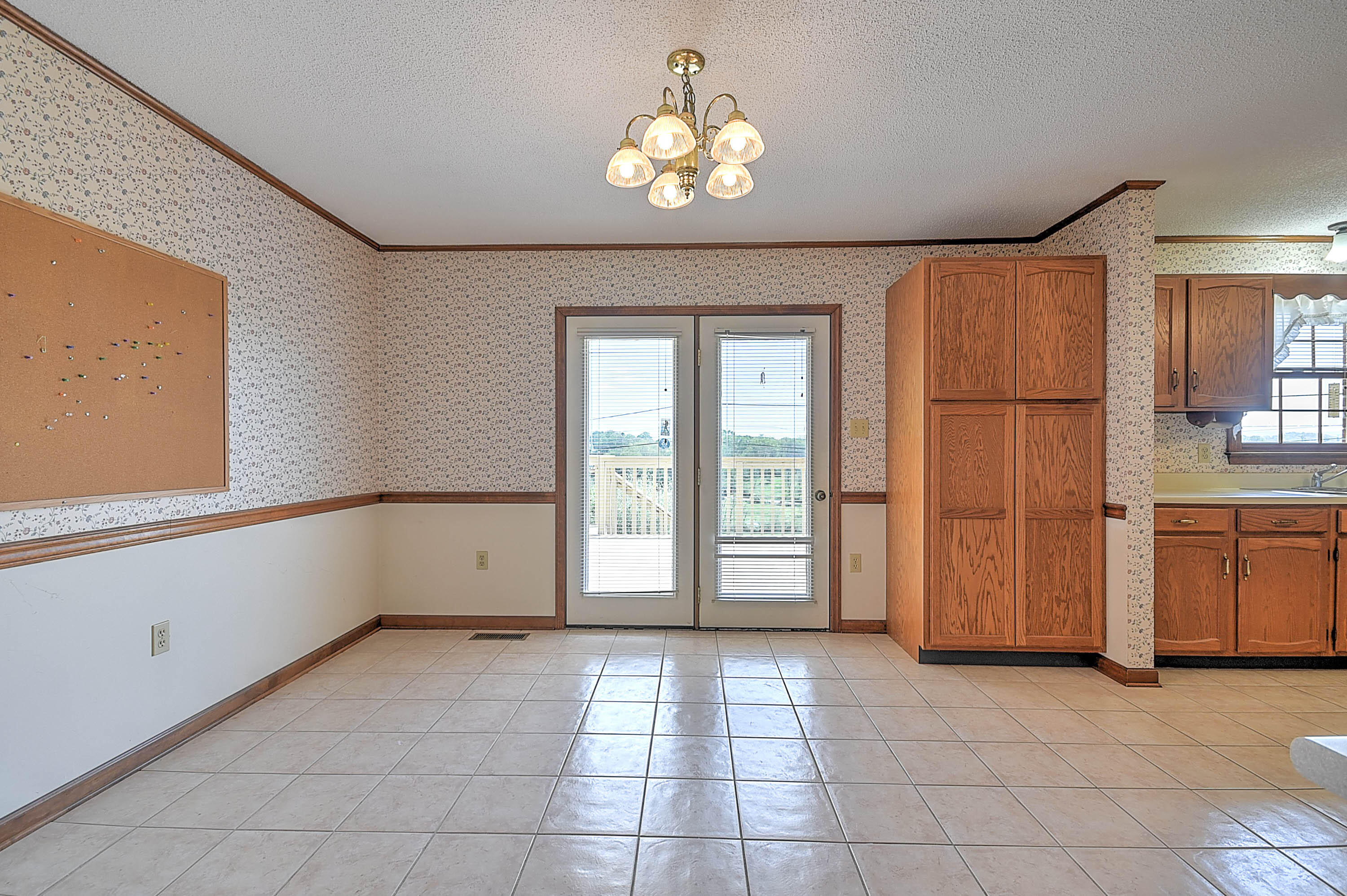 250 Sunset Drive Abingdon, VA 24210 - Photo 8 of 29 Sunset-11