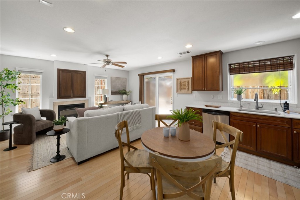 1012 La Costa Court Atascadero, CA 93422 - Photo 4 of 21 a kitchen with a table and chairs in it