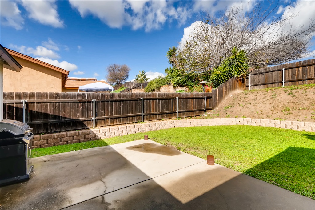 9456 Lake Canyon Road Santee, CA 92071 - Photo 22 of 25
