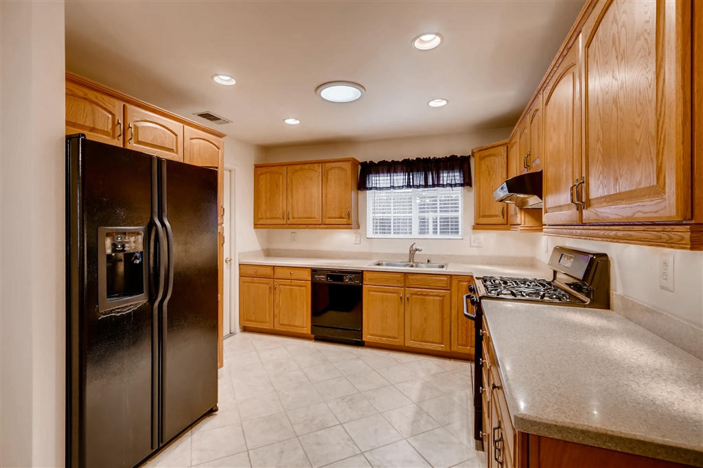 9456 Lake Canyon Road Santee, CA 92071 - Photo 7 of 25