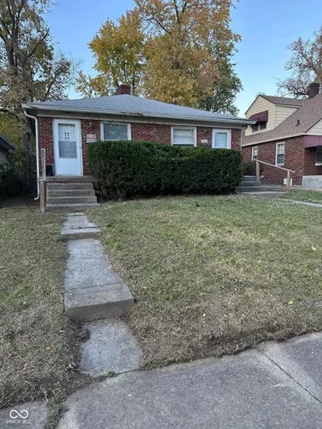 $825 | 2512 Brookside Pkwy N Drive, Indianapolis, IN 46201