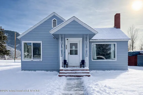 $308,000 | 292 East 4th Avenue, Afton, WY 83110