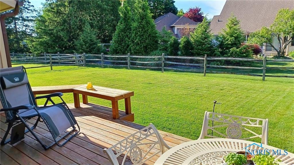 521 Thackeray Road Maumee, OH 43537 - Photo 8 of 45 Gallery Image 8