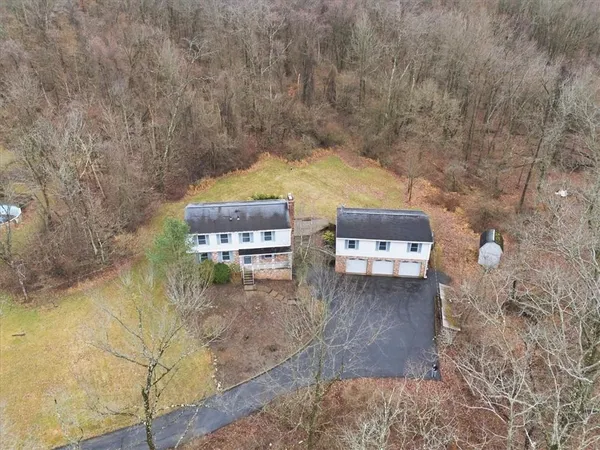 $550,000 | 55 Woodland Road, McDonald, PA 15057